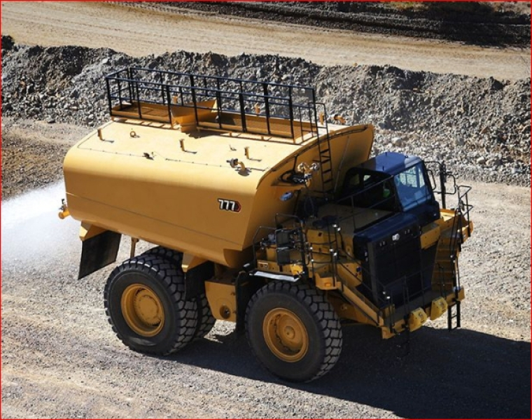 Berikut beberapa spesifikasi dari Alat berat Caterpillar tipe 777 (07B) Water Truck  
