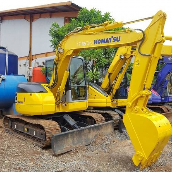 WOW! Ini Harga Termurah Excavator PC75 Bekas yang Bisa Anda Dapatkan di Tahun 2023
