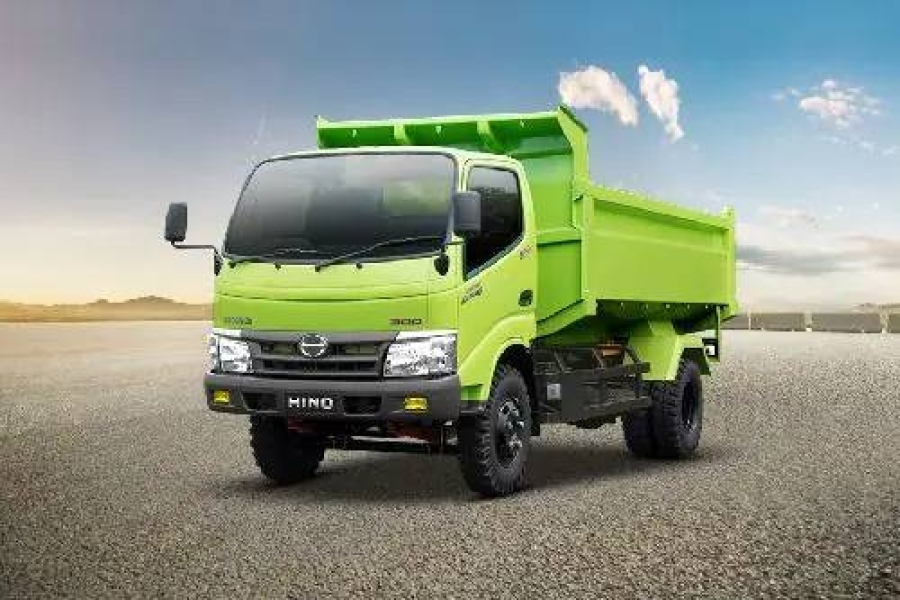 Adu Kuat! Dump Truck Hino vs. Semua Tantangan Medan Berat, Siapakah Pemenangnya?