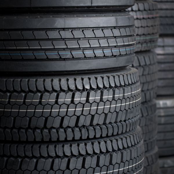 Apakah Anda Tahu? Harga Ban Truk/Bus Bergantung Pada Tahun Produksinya! Temukan Faktanya Di Sini!