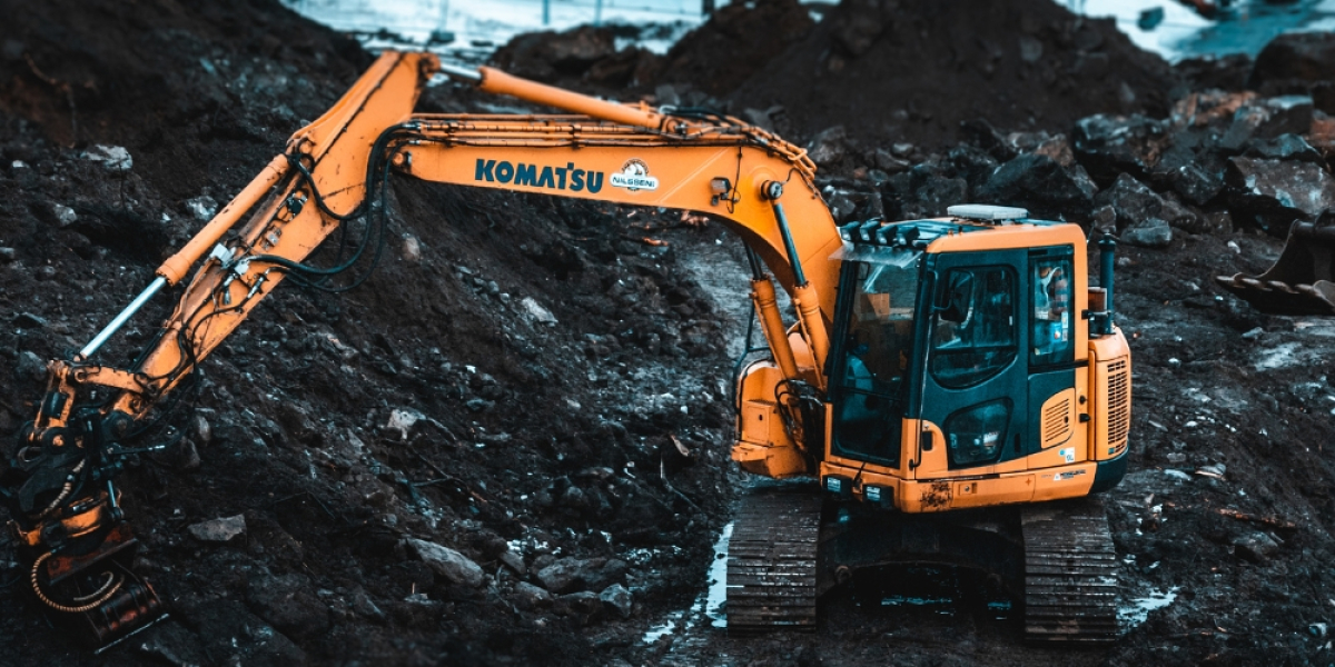  Banyak yang Belum Tahu, Berikut Fakta Unik tentang Excavator Komatsu