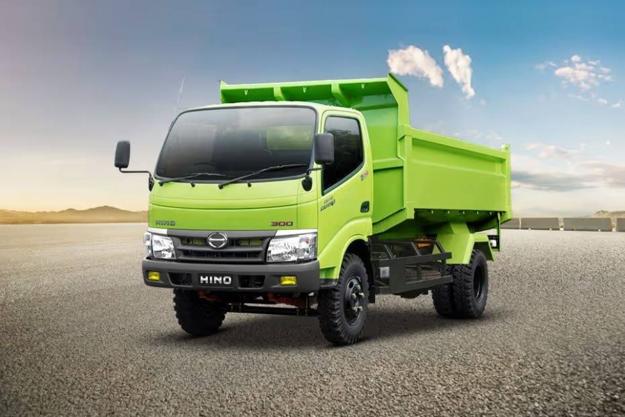 Kenapa Hino Dutro Jadi Pilihan Utama? Ini Alasan dan Tipsnya