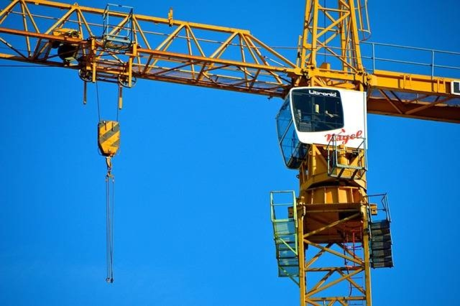 Pilih Crane yang Tepat? Wajib Lihat Spesifikasinya!