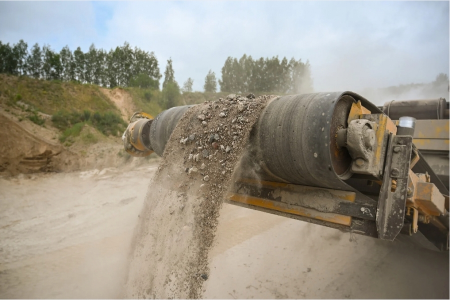 Drive Pulley: Jantung Mekanis Penggerak Sistem Belt Conveyor