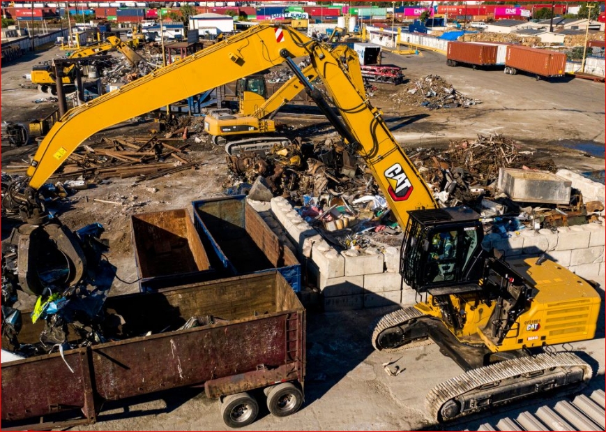 Fitur yang modern dari alat berat Caterpillar Track Material Handlers MH3250