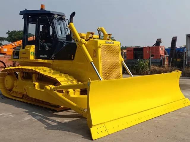 Lihat Daftar Jenis Bulldozer Komatsu Terbaru dan Perkiraan Harganya yang Menggoda!