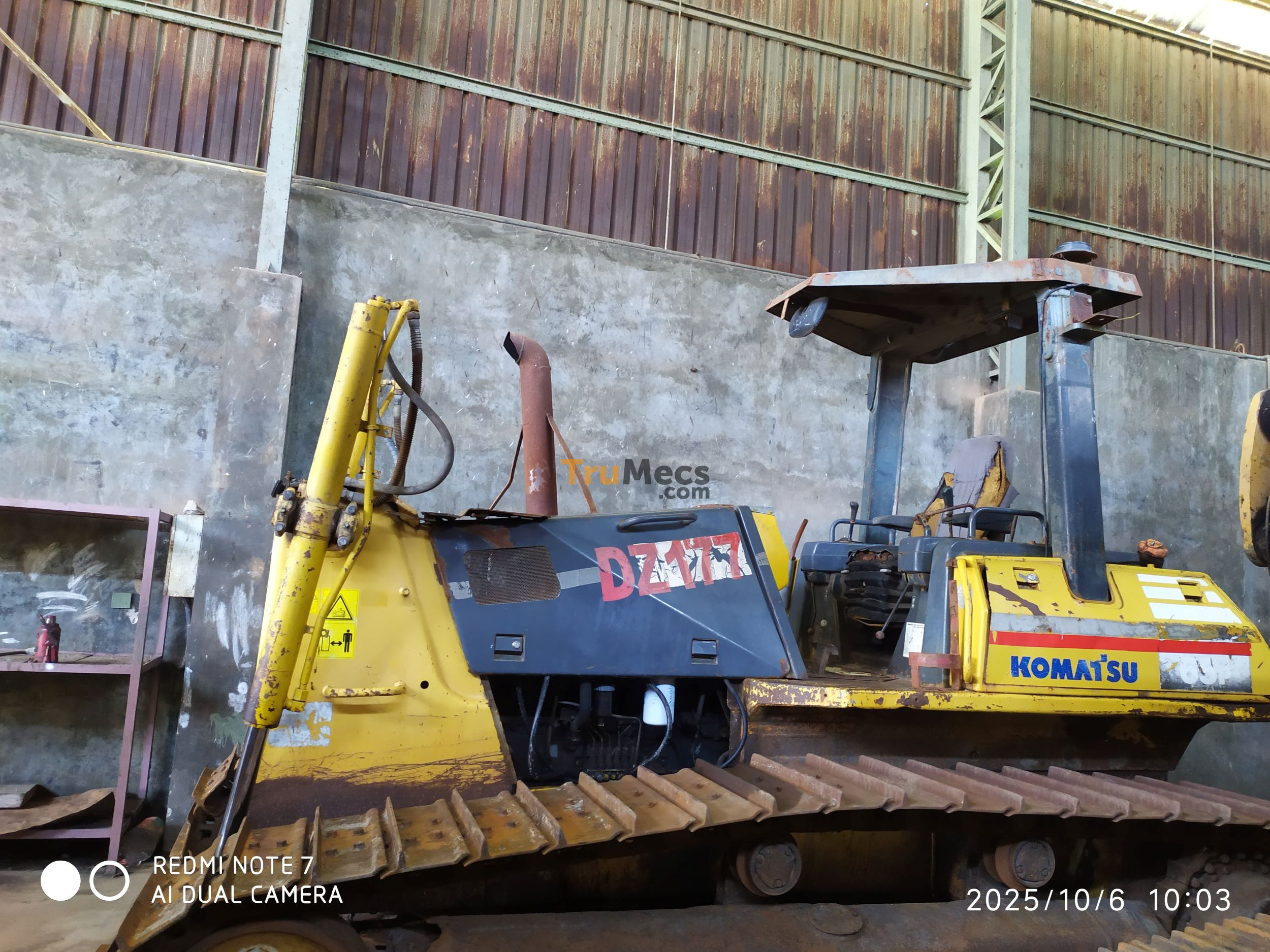 Jual Bulldozer Komatsu D65p | Trumecs