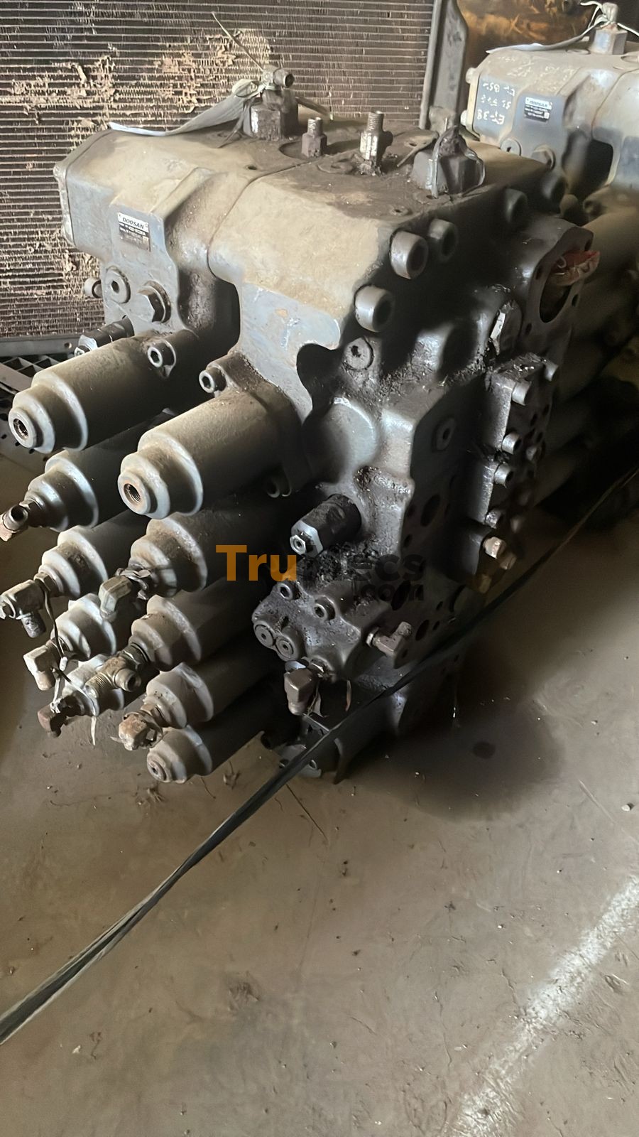 Jual Control Valve Doosan Sl 500 | Trumecs