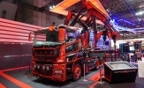 Truk Mitsubishi Fuso yang Canggih hadiri Motor Show 2015